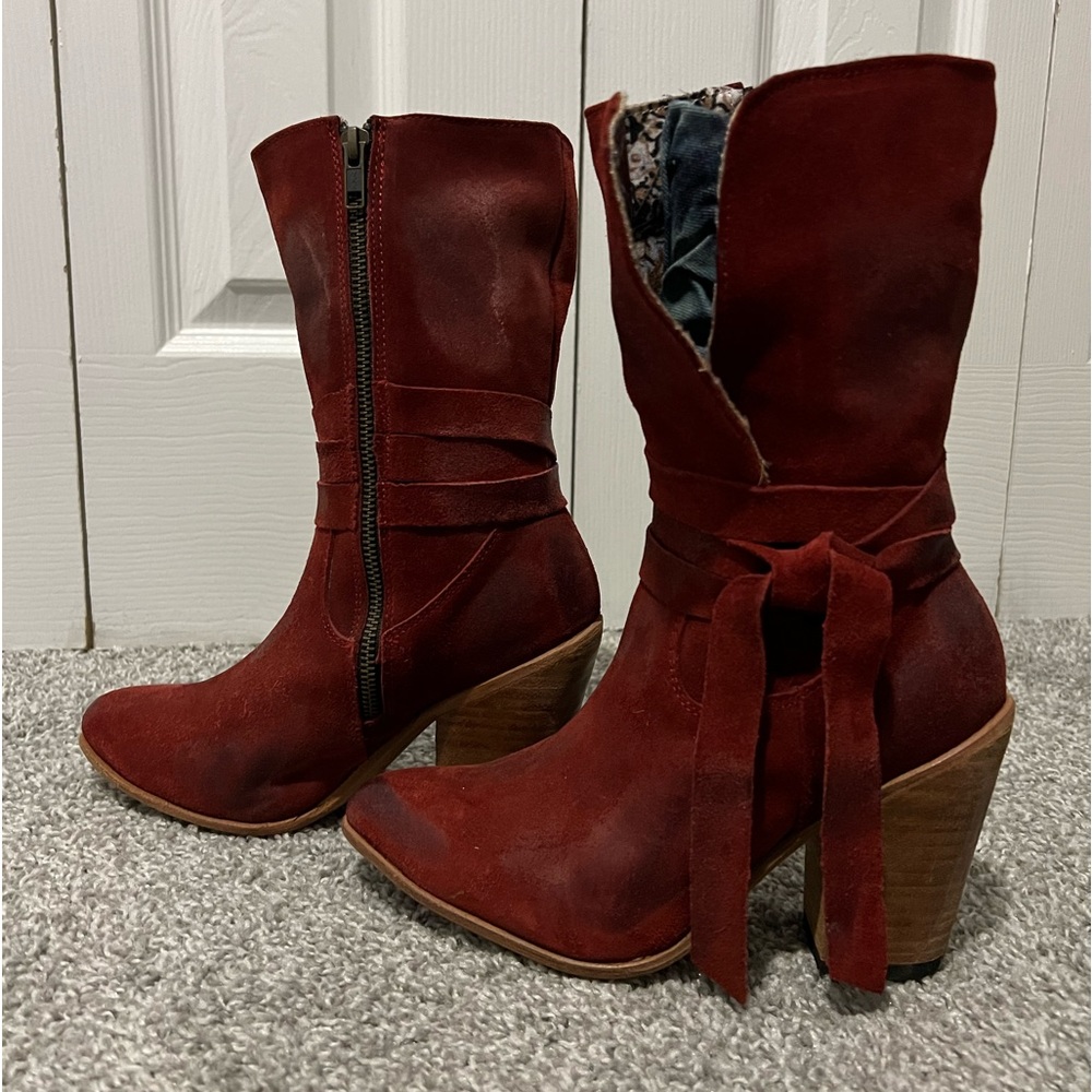 Freebird by Steven Red Suede Boots